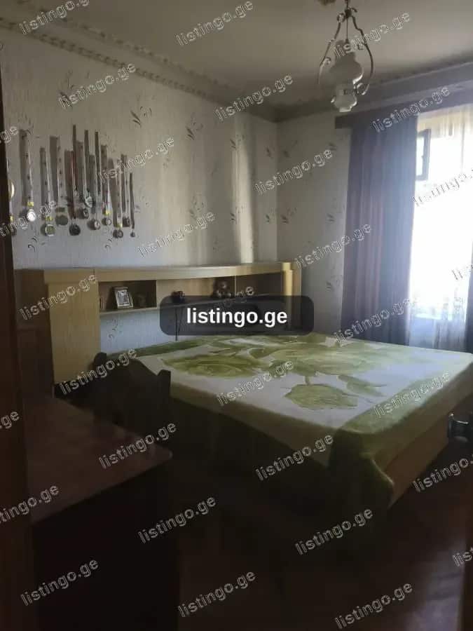 იყიდება 3 ოთახიანი ბინა რუსთავში